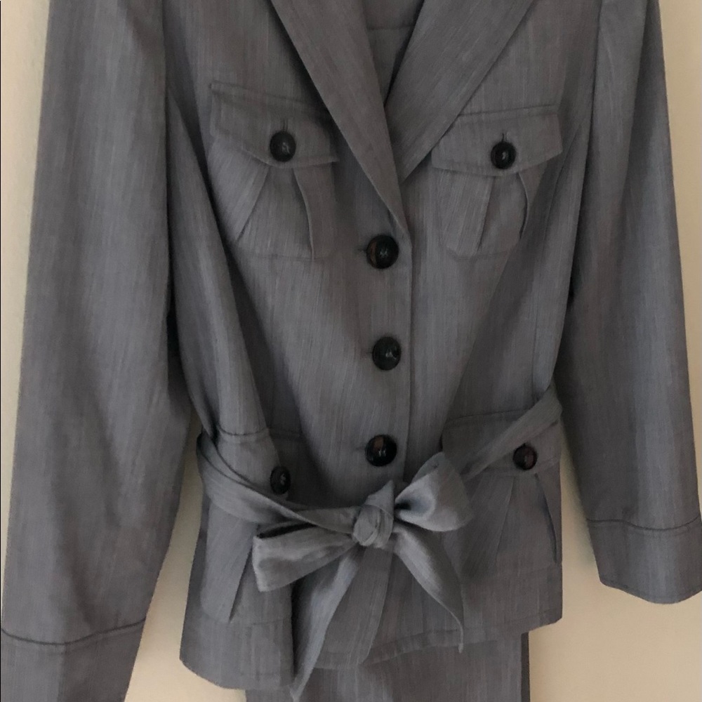 Ladies Kasper spring suit.
